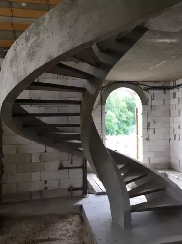 Изготовление и заливка бетонных лестниц 5